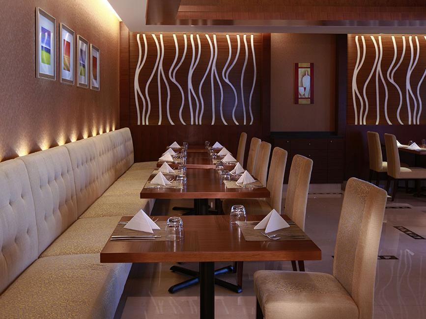 By Marriott Sheikh Zayed Road, 4* Dubaï