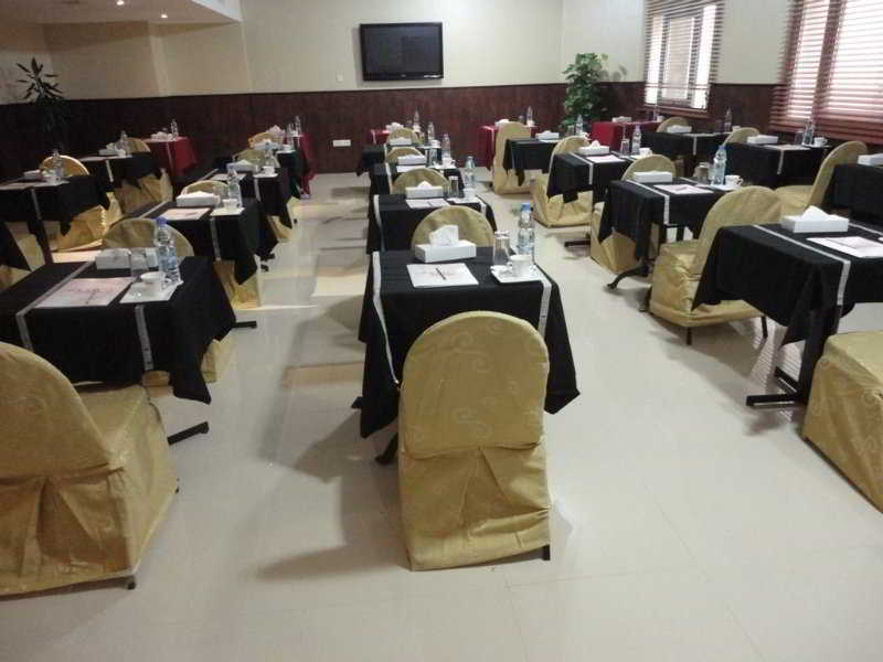 Fortune Plaza Hotel, Airport Hotel