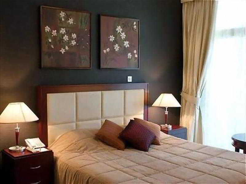 Royal Ascot - Kirklees 2 Aparthotel 4*