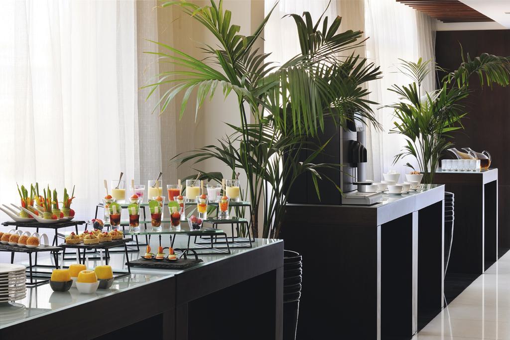 Moevenpick Al Mamzar Apartahotel 5*