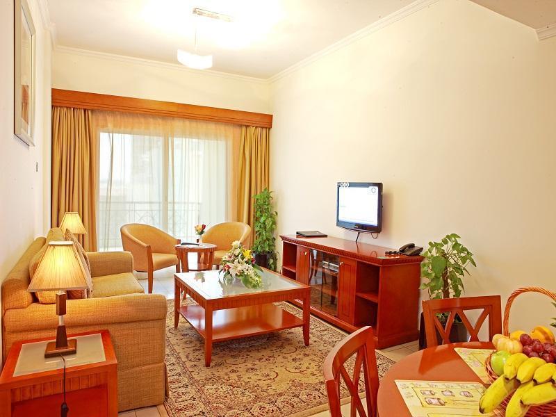 Hotel Rose Garden Apartments, Mankhool 3*