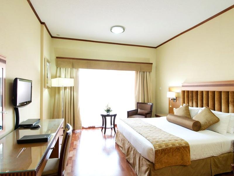 Aparthotel Chelsea Gardens 4*