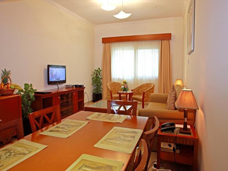 Hotel Rose Garden Apartments, Mankhool