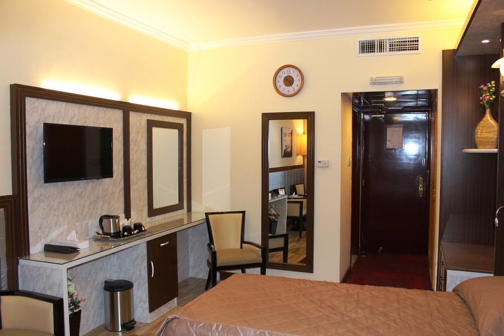 Al Khaleej Grand Hotell