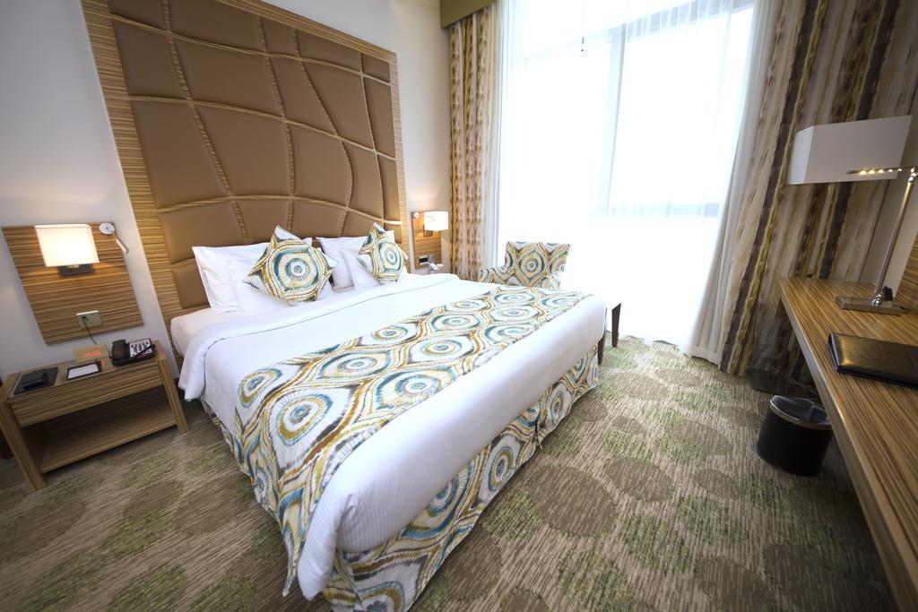 Western Pearl Creek Hotel 4*