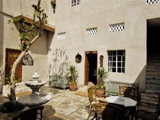 Pensión Orient 3*