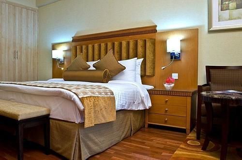 Chelsea Gardens 4*