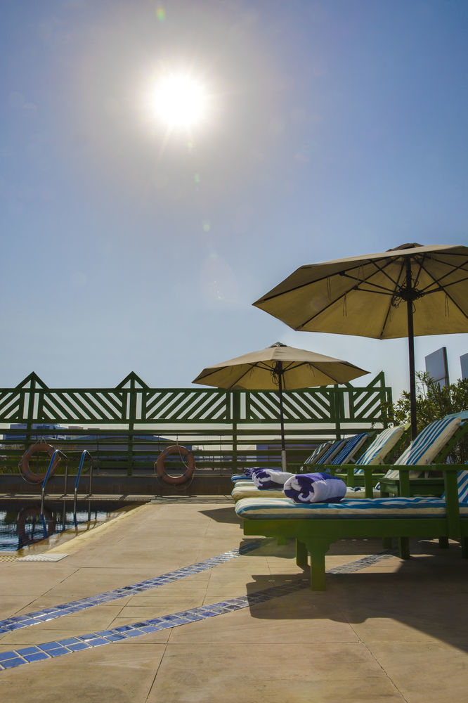 Mena Albarsha At The Mall Hotel de apartamente Dubai
