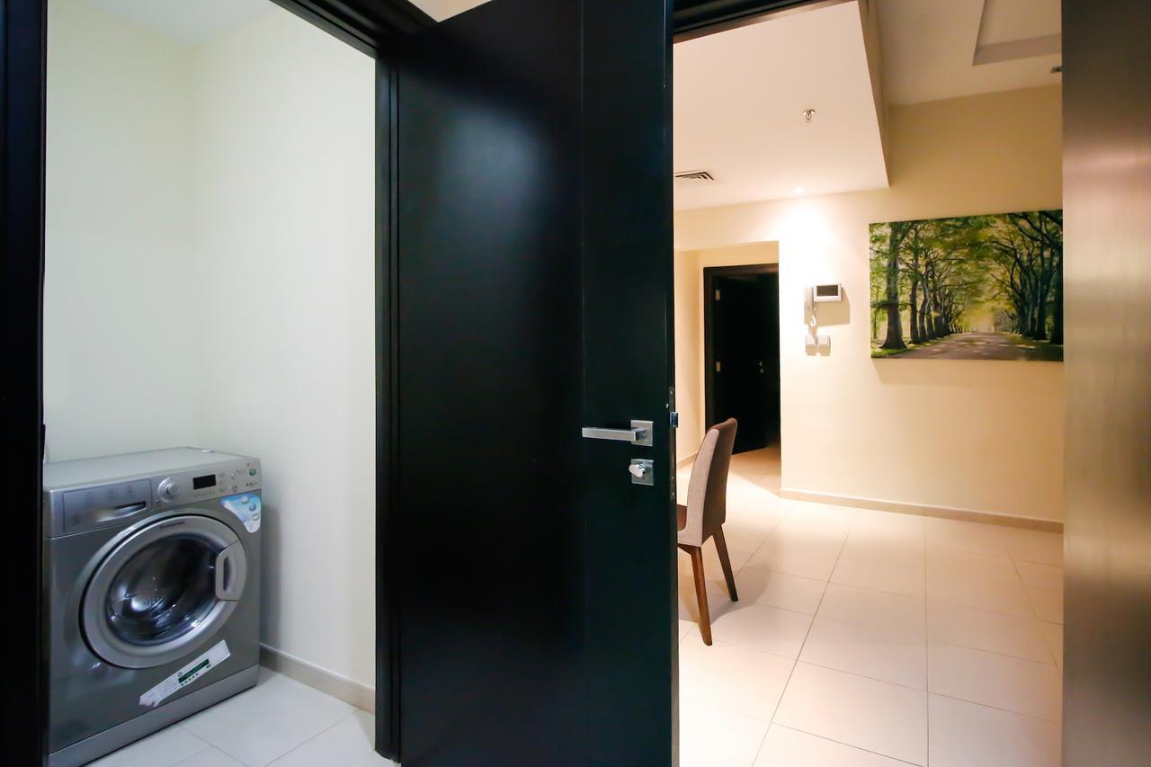 Rh- Skyview Tower, Marina, Spacious 1br Apartamento Dubai