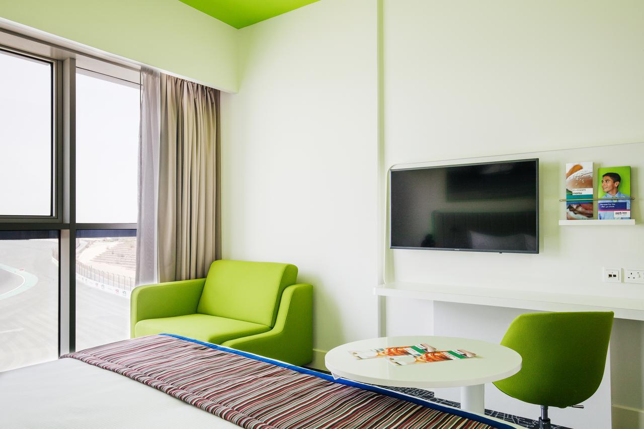 Park By Radisson Motor Hotel 4*