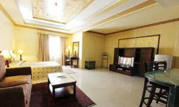 Oyo 124 Oriental Palace Apts Aparthotel