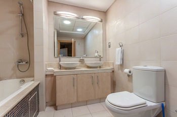 Shoreline Residences - Al Haseer * Dubai