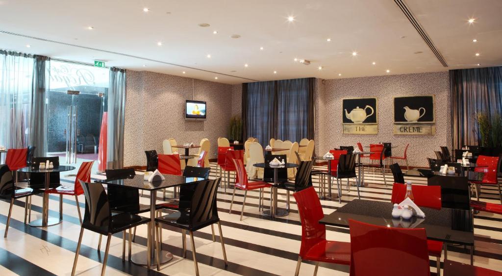 Royal Ascot - Kirklees 2 Aparthotel 4*