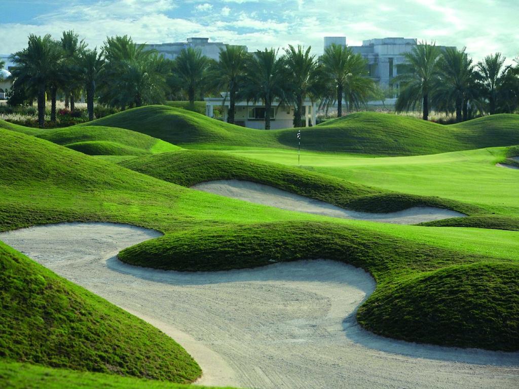 Address Montgomerie 5*