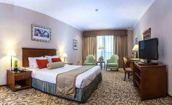 Country Club 4*