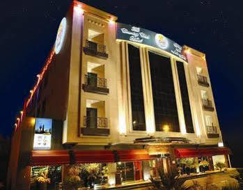 Country Club 4*