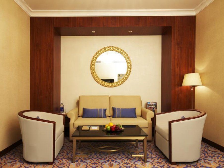 Raviz Center Point 4* Dubai