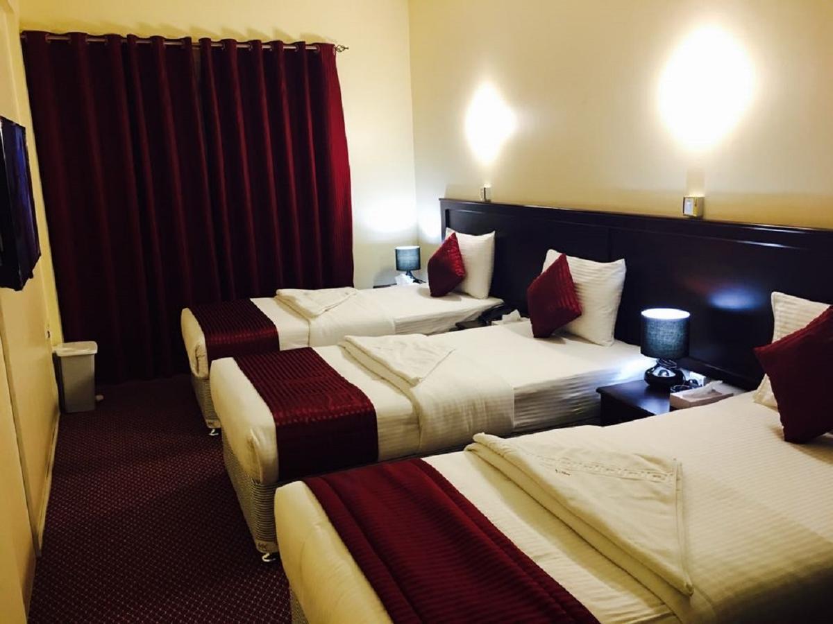 Simba Baithans Group Hotel *