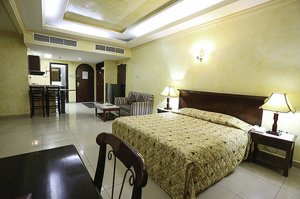 Aparthotel Oyo 124 Oriental Palace Apts 3*