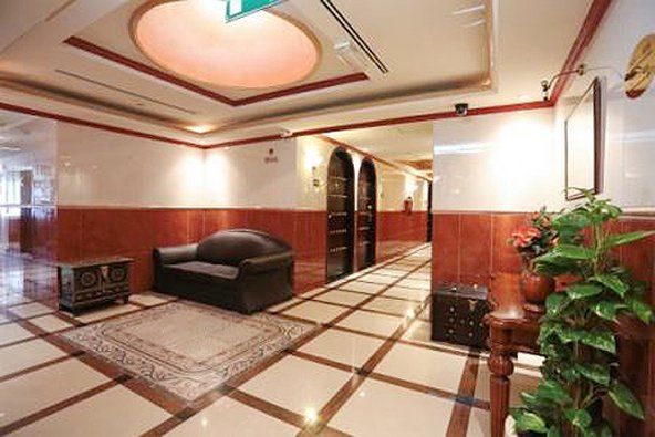 Aparthotel Oyo 124 Oriental Palace Apts 3*