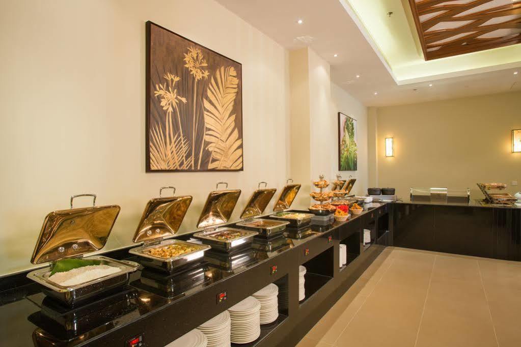 Radisson Blu Silicon Oasis 4* Dubái