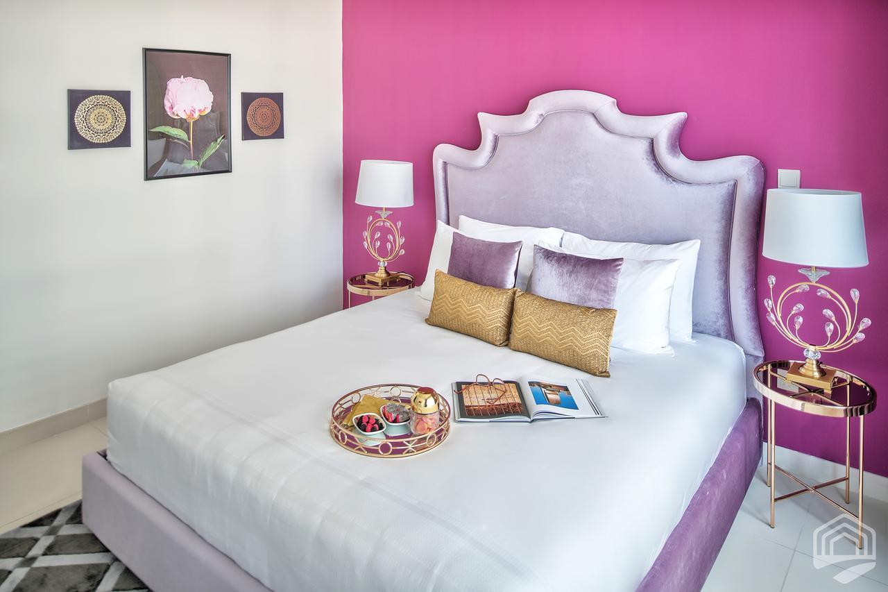 Luxury Staycation - The Loft West Apartamento