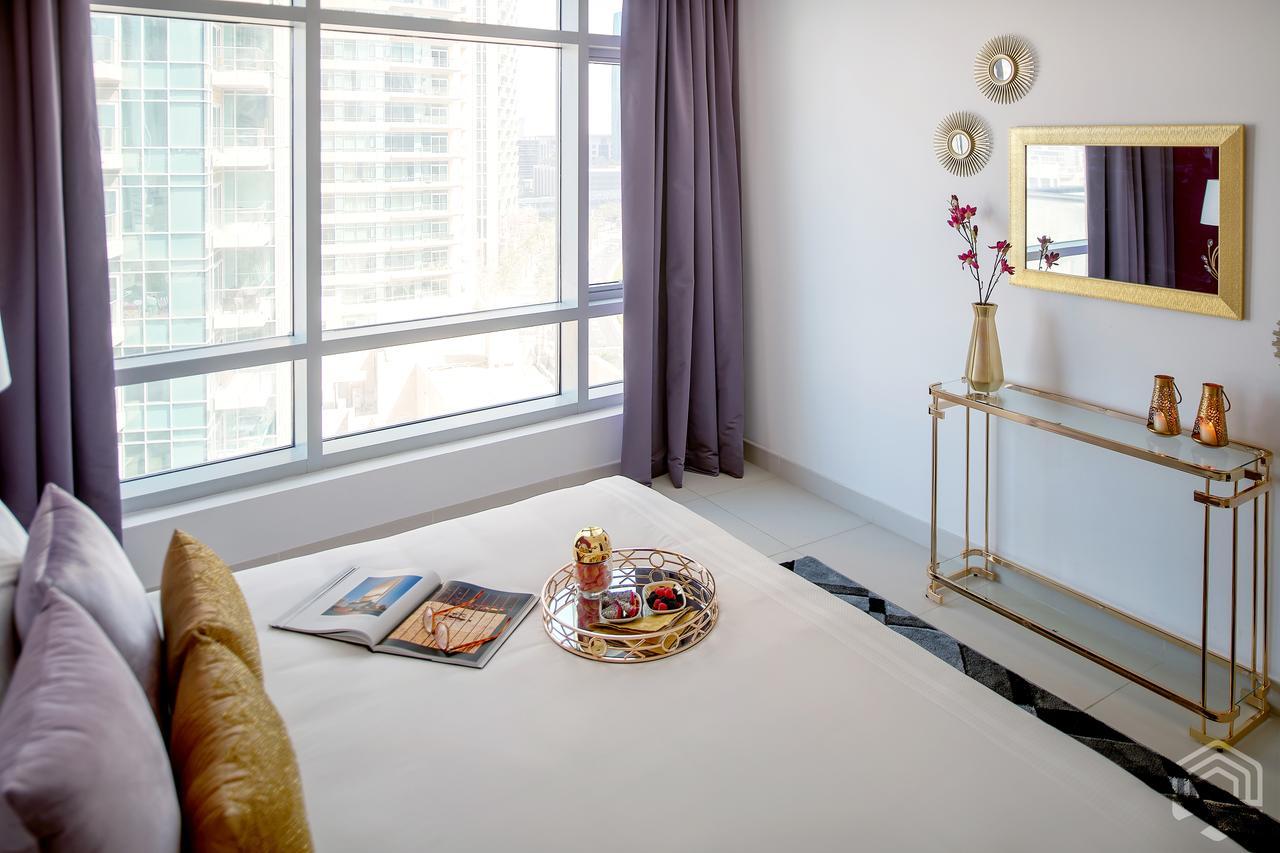 Luxury Staycation - The Loft West Appartement Dubaï