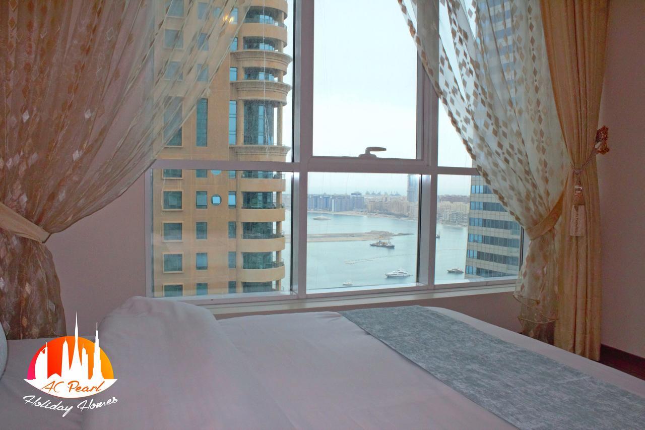 Apartamento Two Continents Holiday Homes - Sea And Palm Jumeriah View Four Bedroom -free Airport Pick-up Dubái
