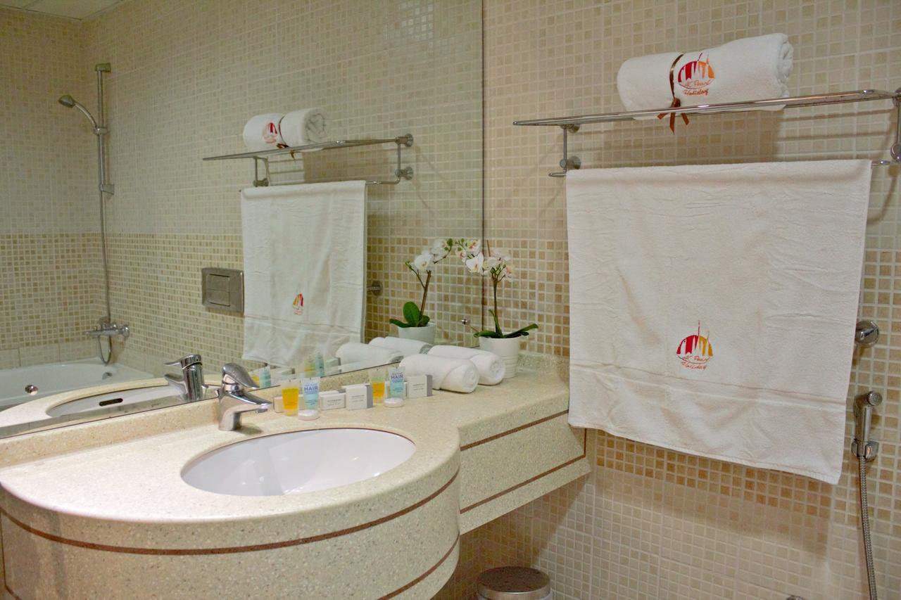 Apartamento Two Continents Holiday Homes - Sea And Palm Jumeriah View Four Bedroom -free Airport Pick-up *