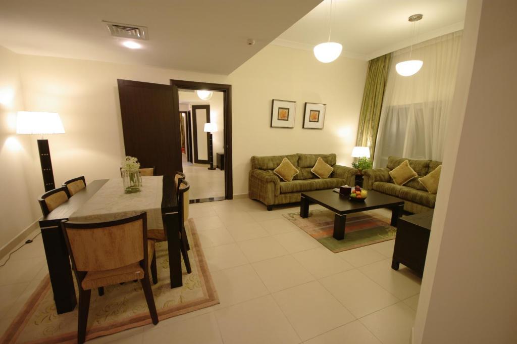 Gulf Oasis 3*