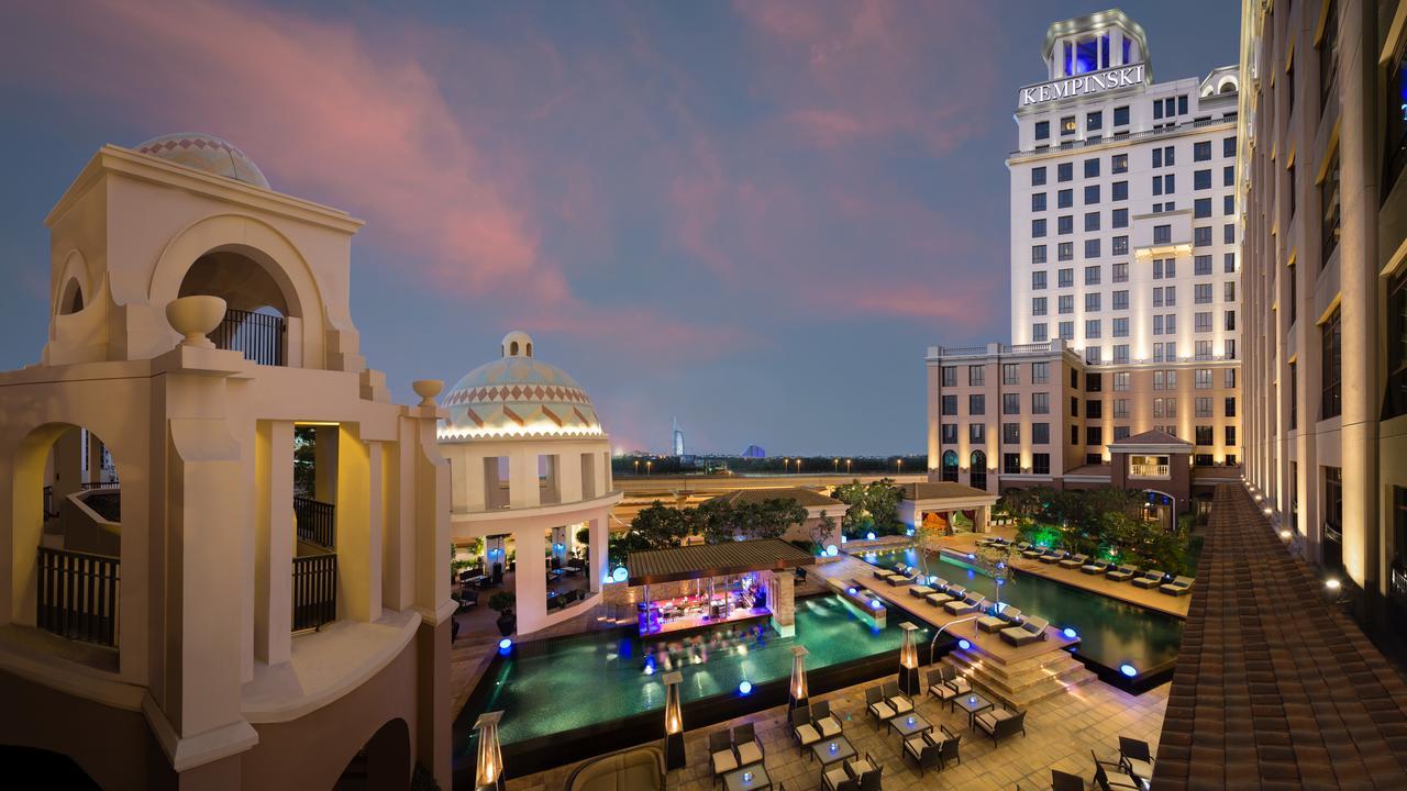 Aspen By Kempinski Mall Of The Emirates 5*