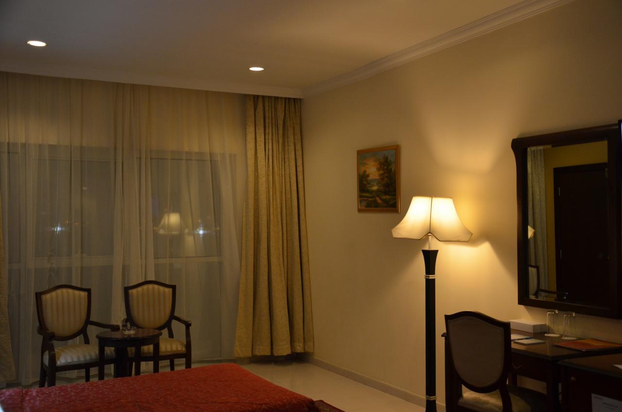 Ewan Hotel