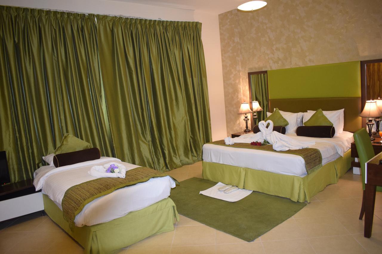 Apartahotel Al Waleed Palace Al Barsha Dubái