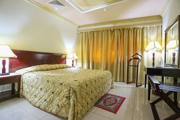 Oyo 124 Oriental Palace Apts Aparthotel