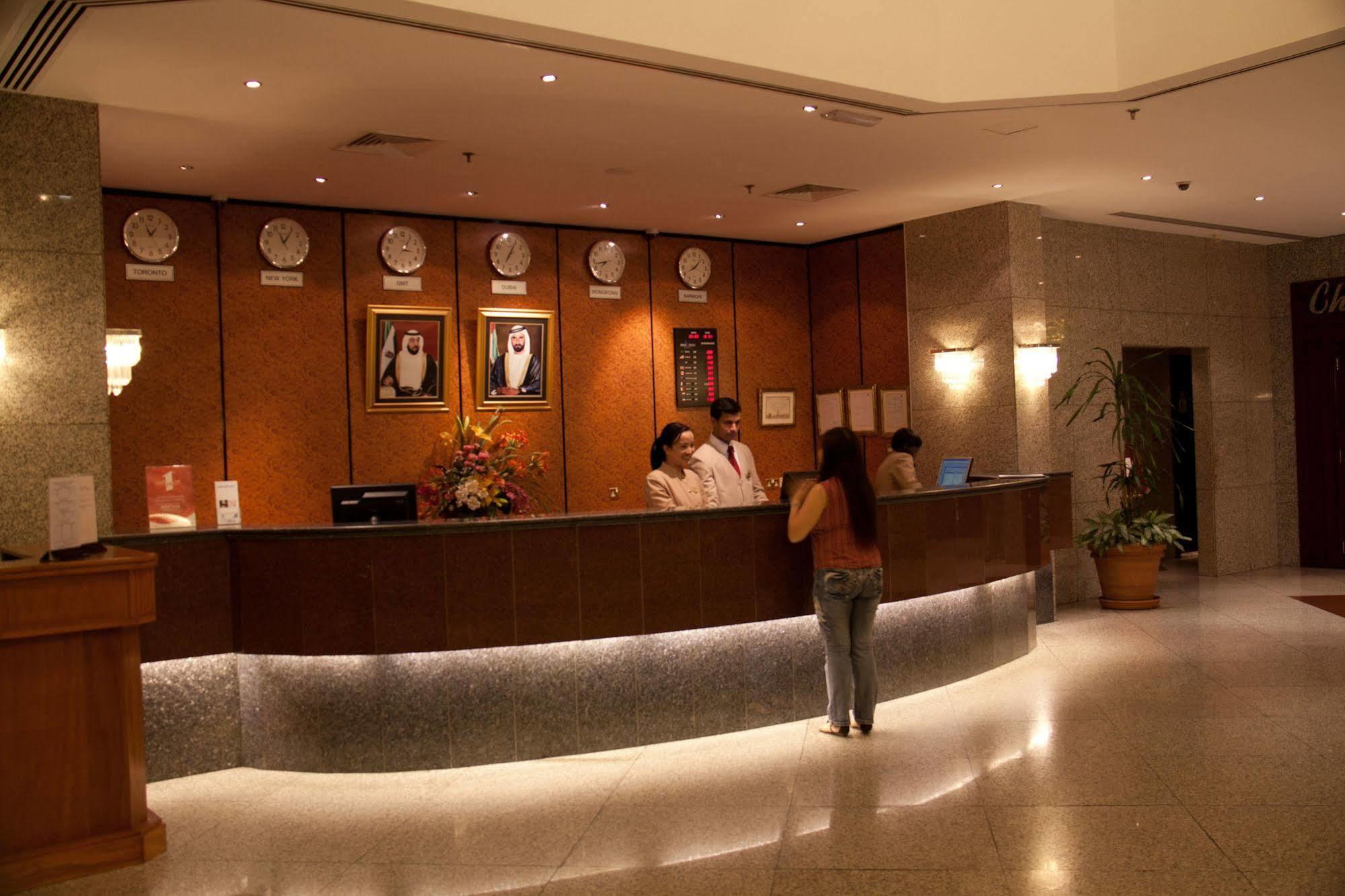 Avari Hotel 4*