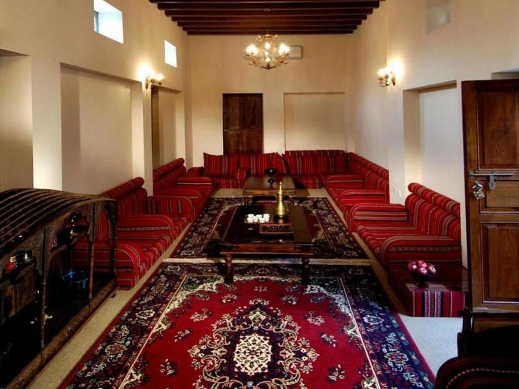 Pensión Orient 3*