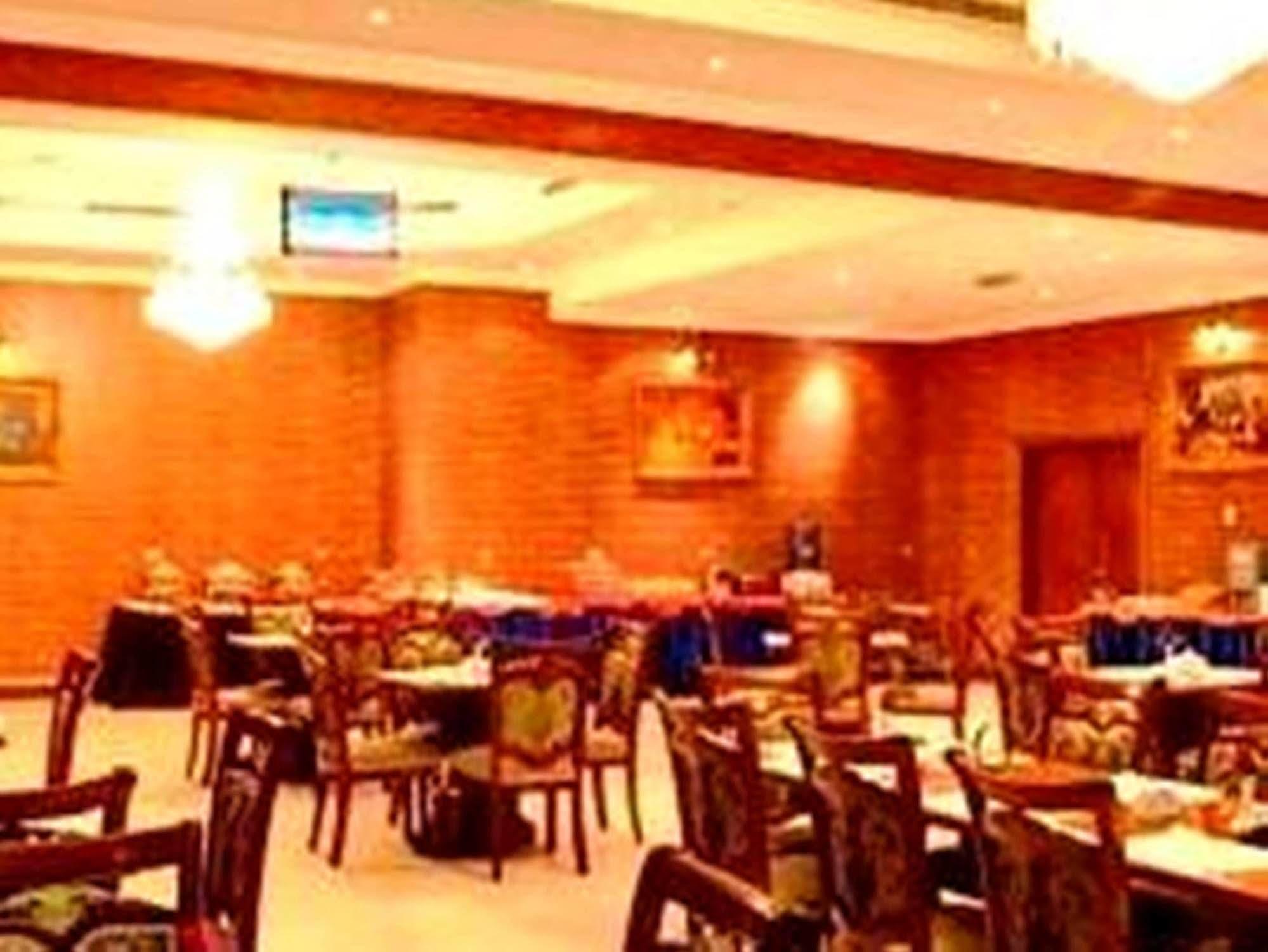 Aparthotel Moon Valley - Bur Dubai, Burjuman Dubai
