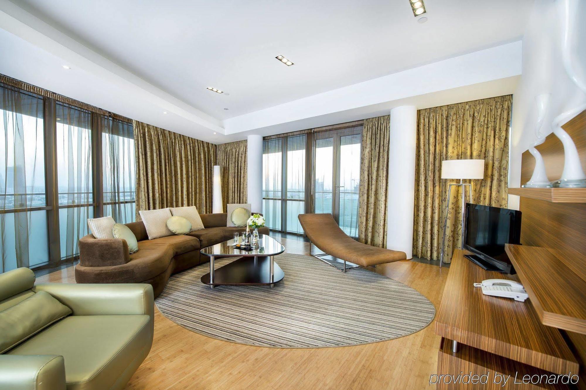 Aparthotel Burjuman Arjaan By Rotana - 4*