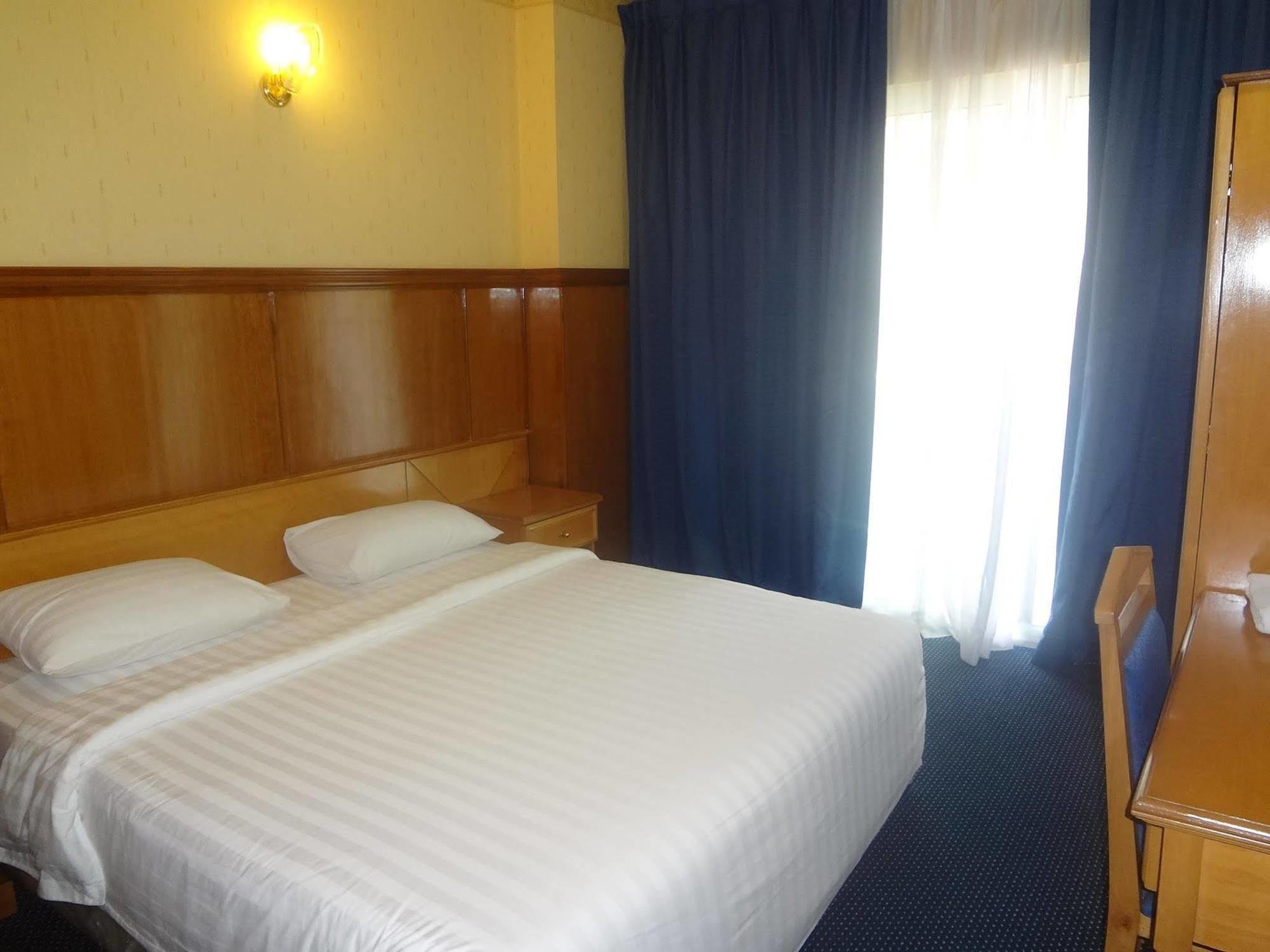 Apartahotel Royal Plaza