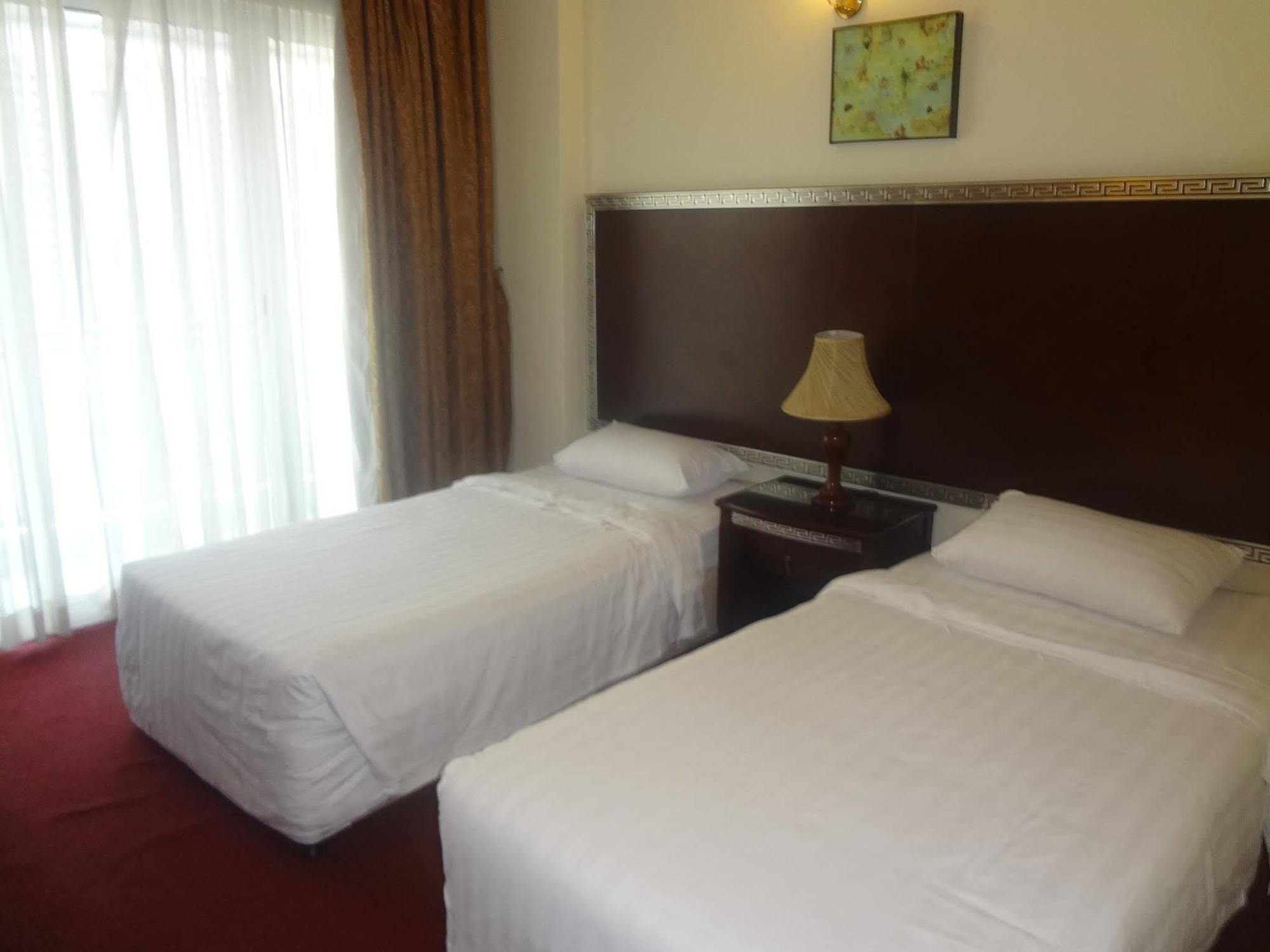 Royal Plaza 3* Dubái