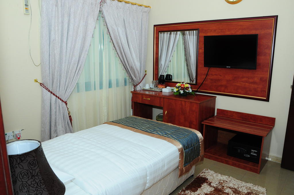 Sky Ways Hotel 2*