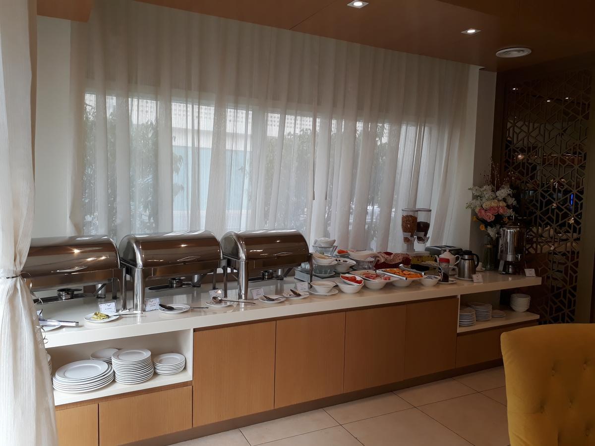 Hotel Royal Falcon Dubái