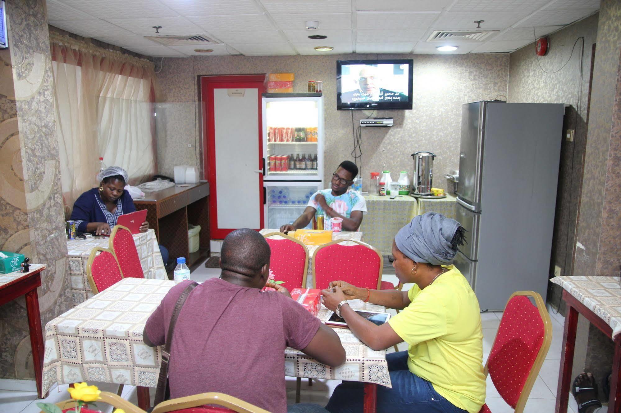Hotel Oyo 329 Down Town *