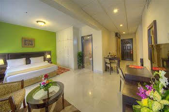 Aparthotel Nihal Residency