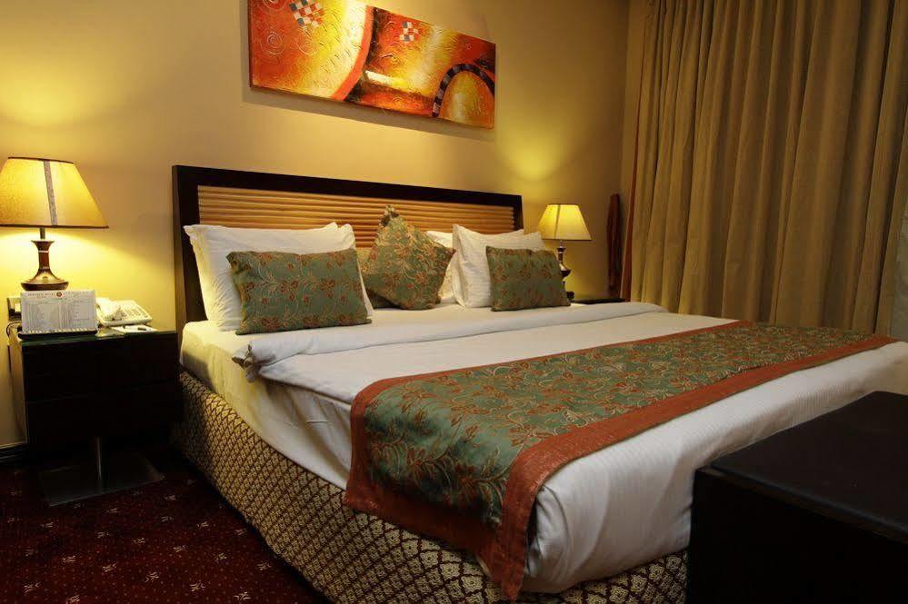 Hotel Dorus 4*