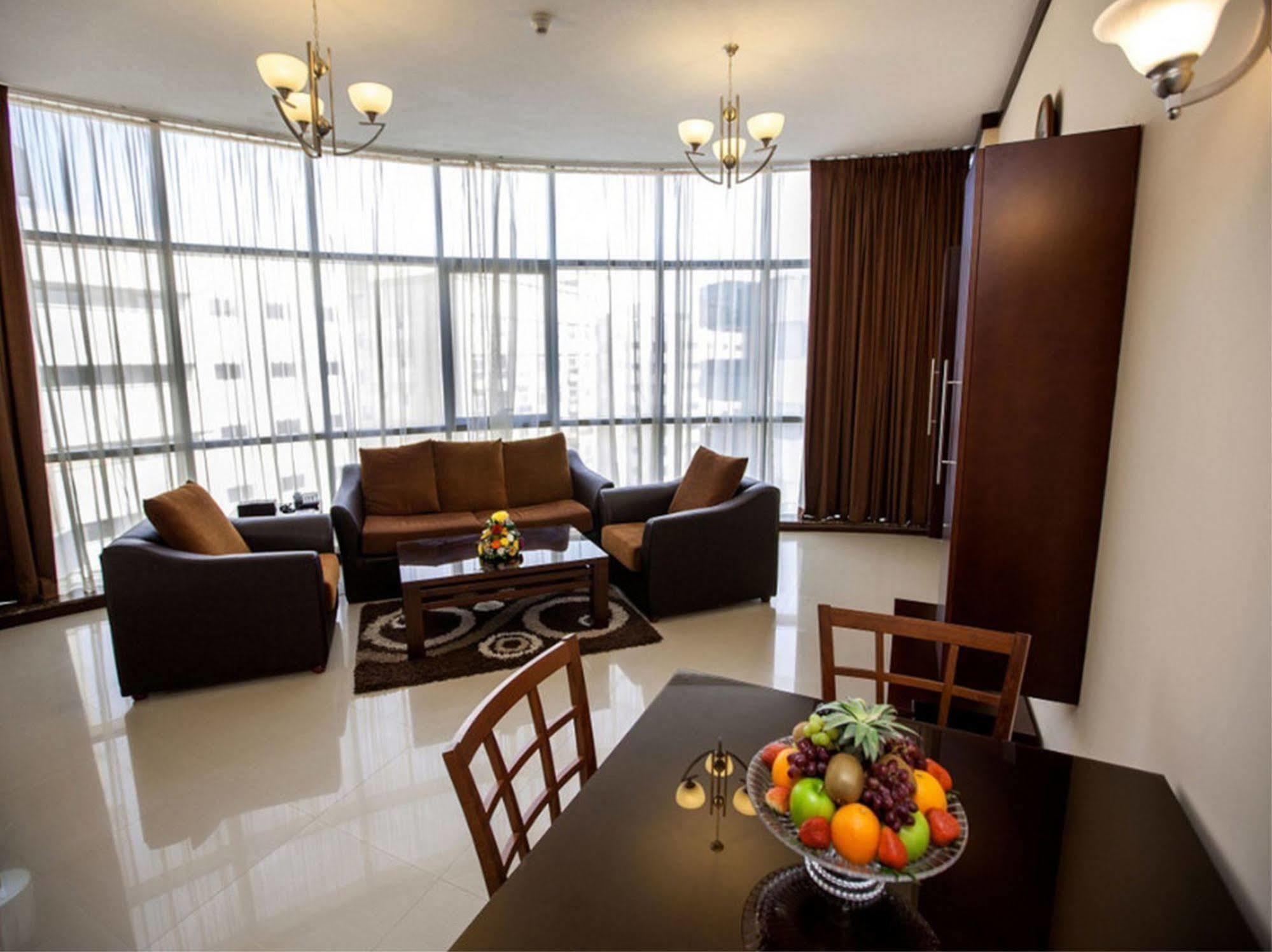 Aparthotel Xclusive Maples