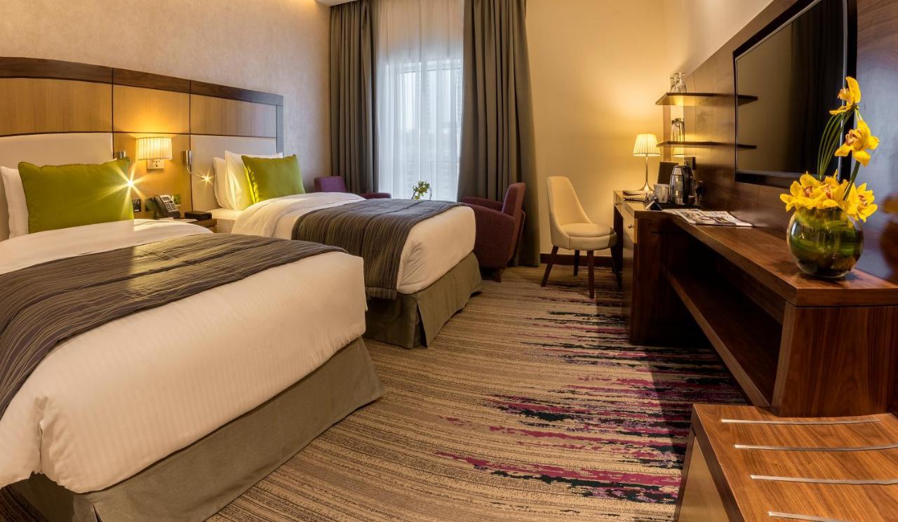 Golden Tulip Media 4* Dubai