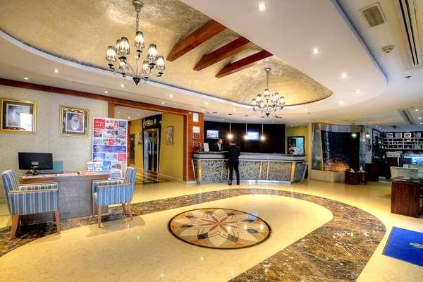 Golden Tulip Media Hotell 4*