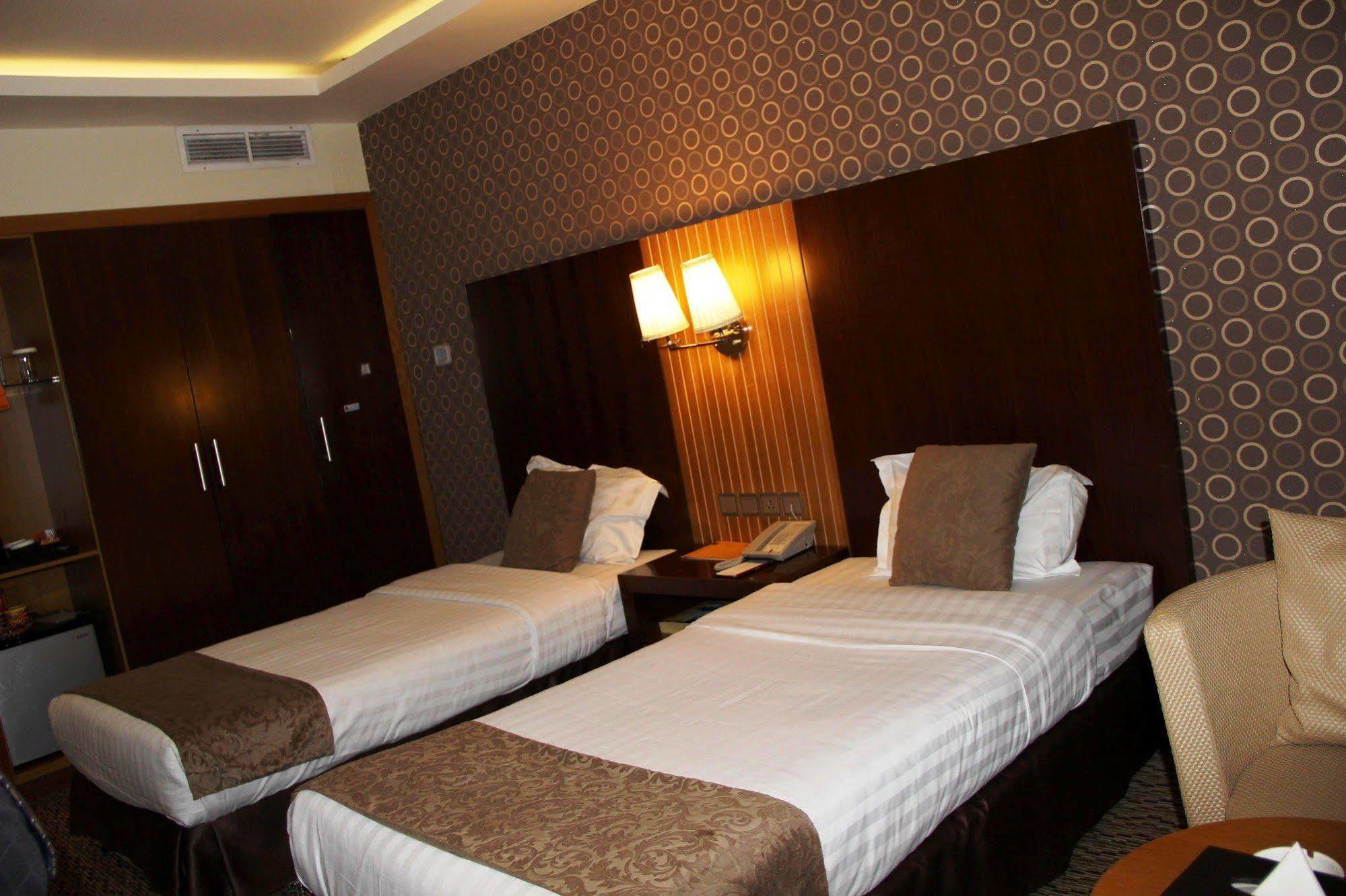 Fortune Plaza Hotel, Airport Dubái