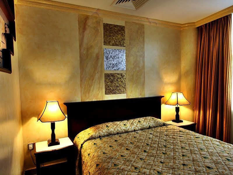 Oyo 124 Oriental Palace Apts Aparthotel 3*